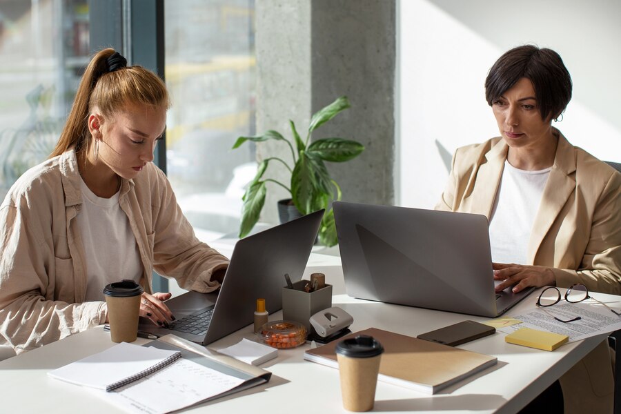 Encoder Work From Office JobJenius | Blog | Remote Work vs. Office Return: Why Employees Prefer ...